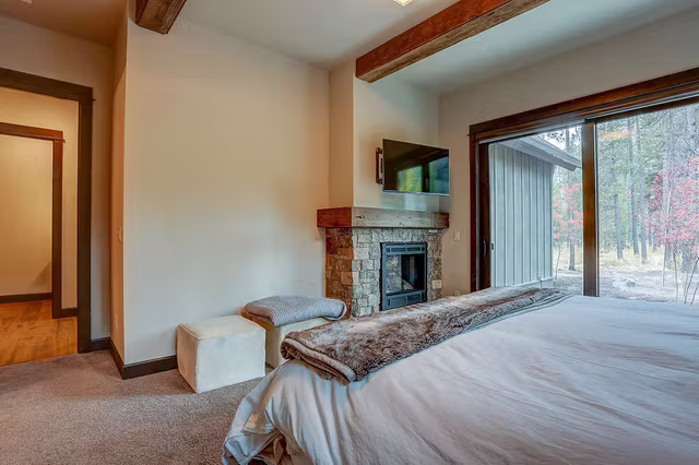 The Sierra mountain modern custom home interior view 23
